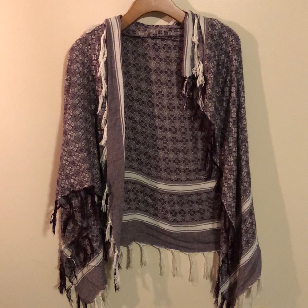 Beautiful Scarf - Picture 3 of 5